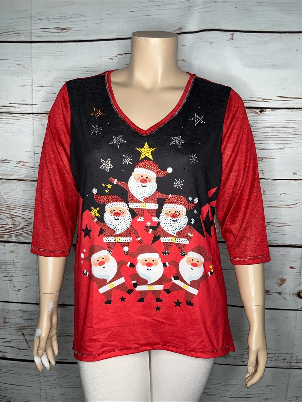 Onque Casual NWT Size 1X Red & Black Santa Christmas Embellished Blouse Top